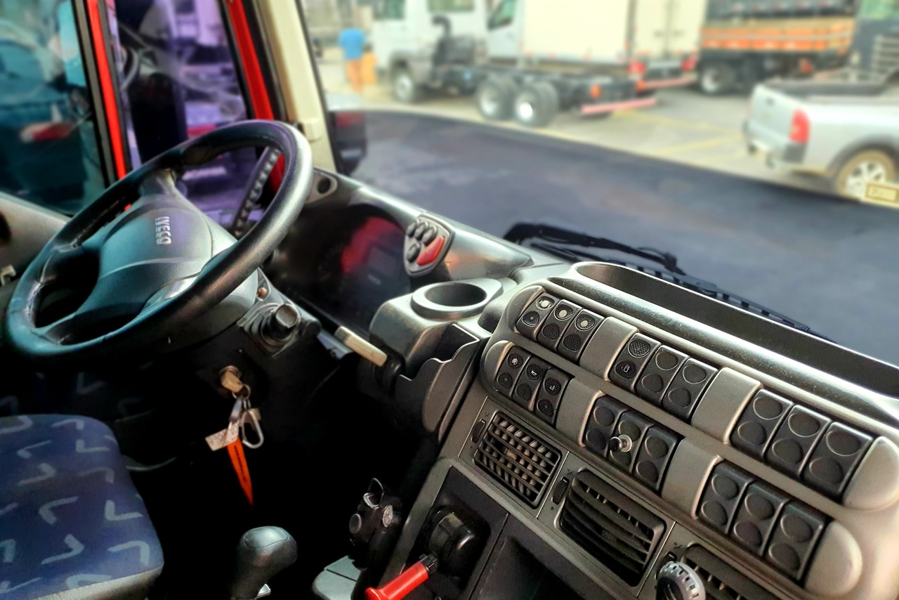 Iveco Stralis 460 - 10 27