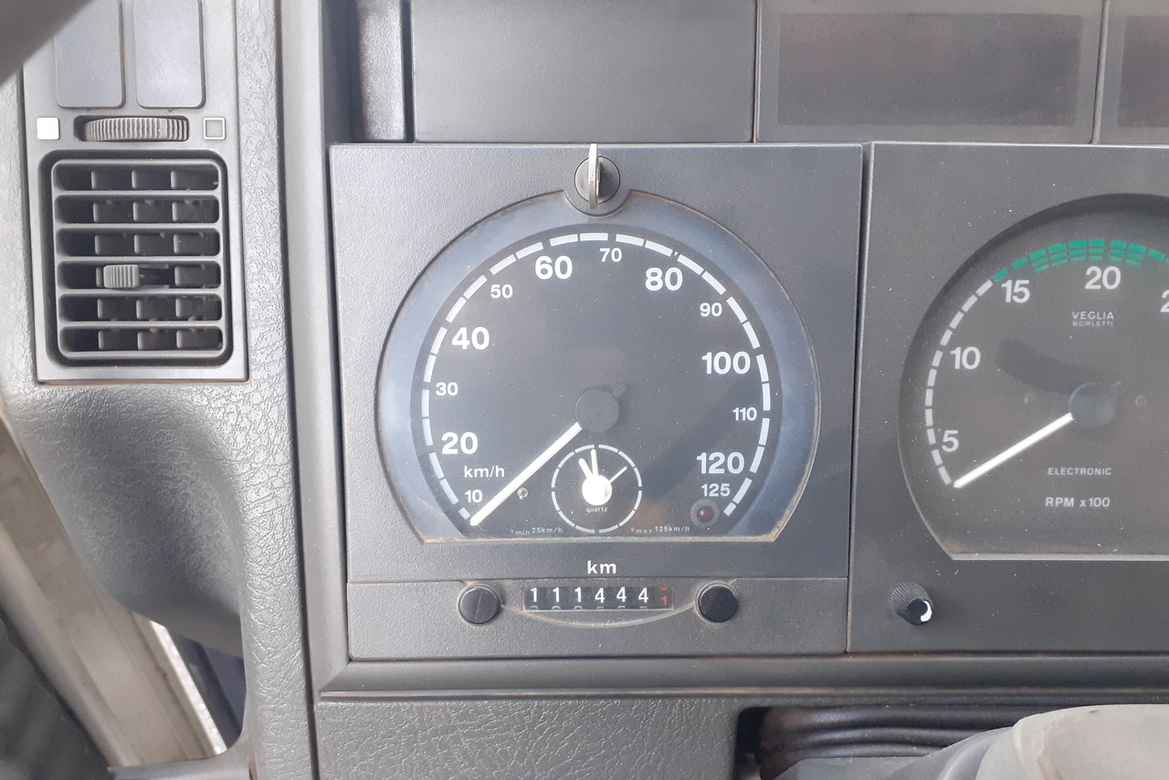 Iveco 170e22 - 11/11 6