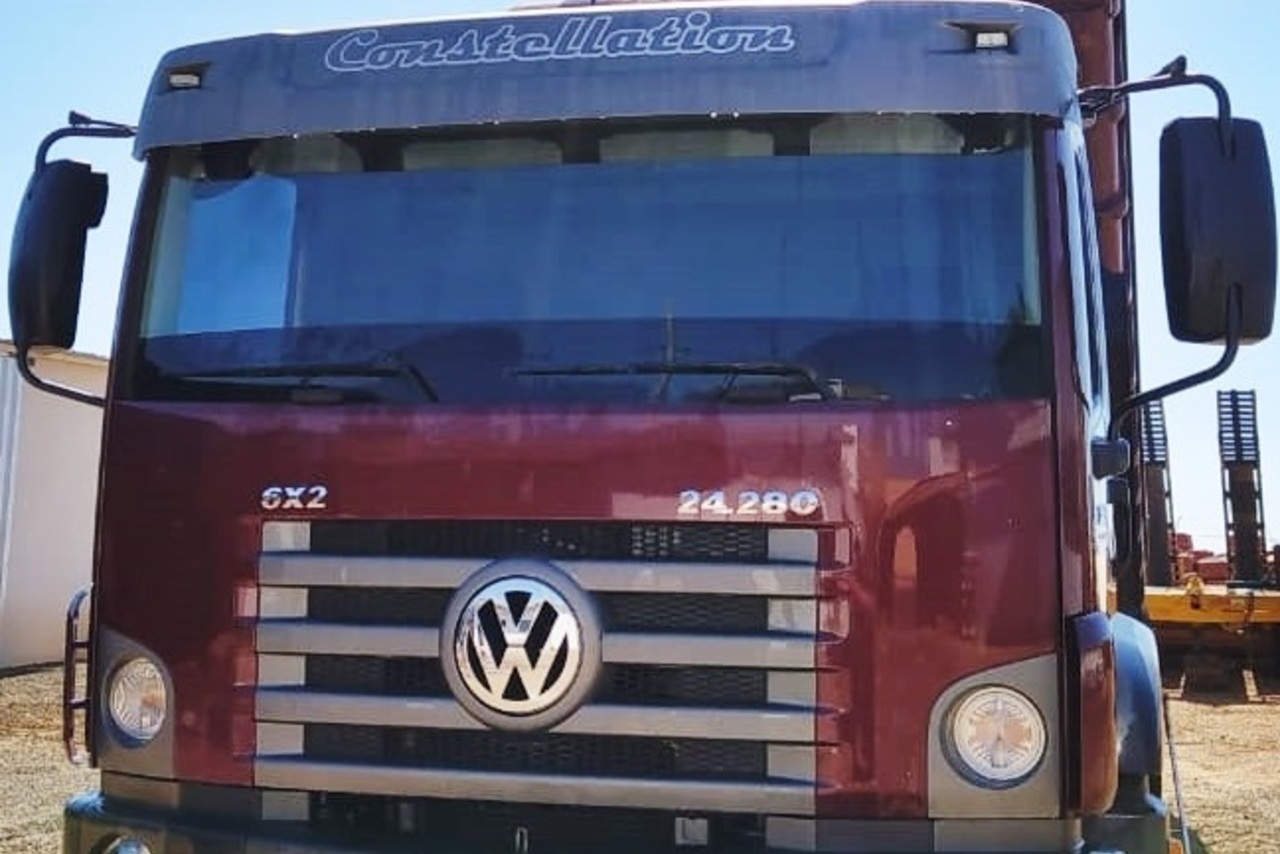 Volkswagen 24-280 E Constellation 6x2 - 14/14 4