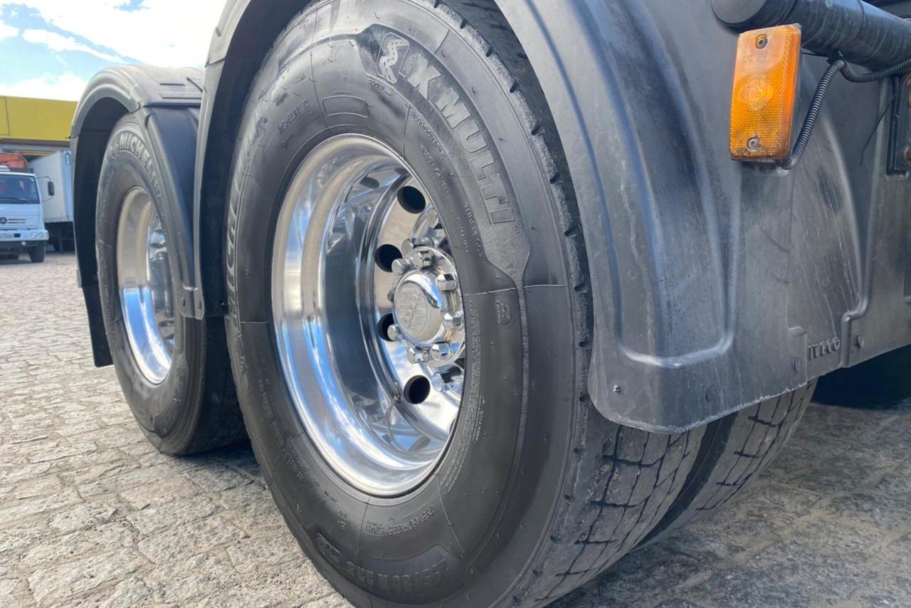 Iveco Hi-Way Stralis 440 - 17/17 10