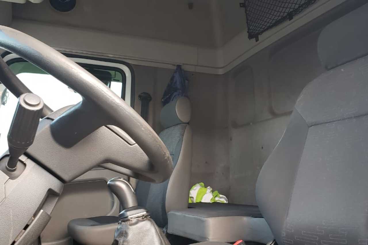 Volkswagen 25 420 - 14/14 8