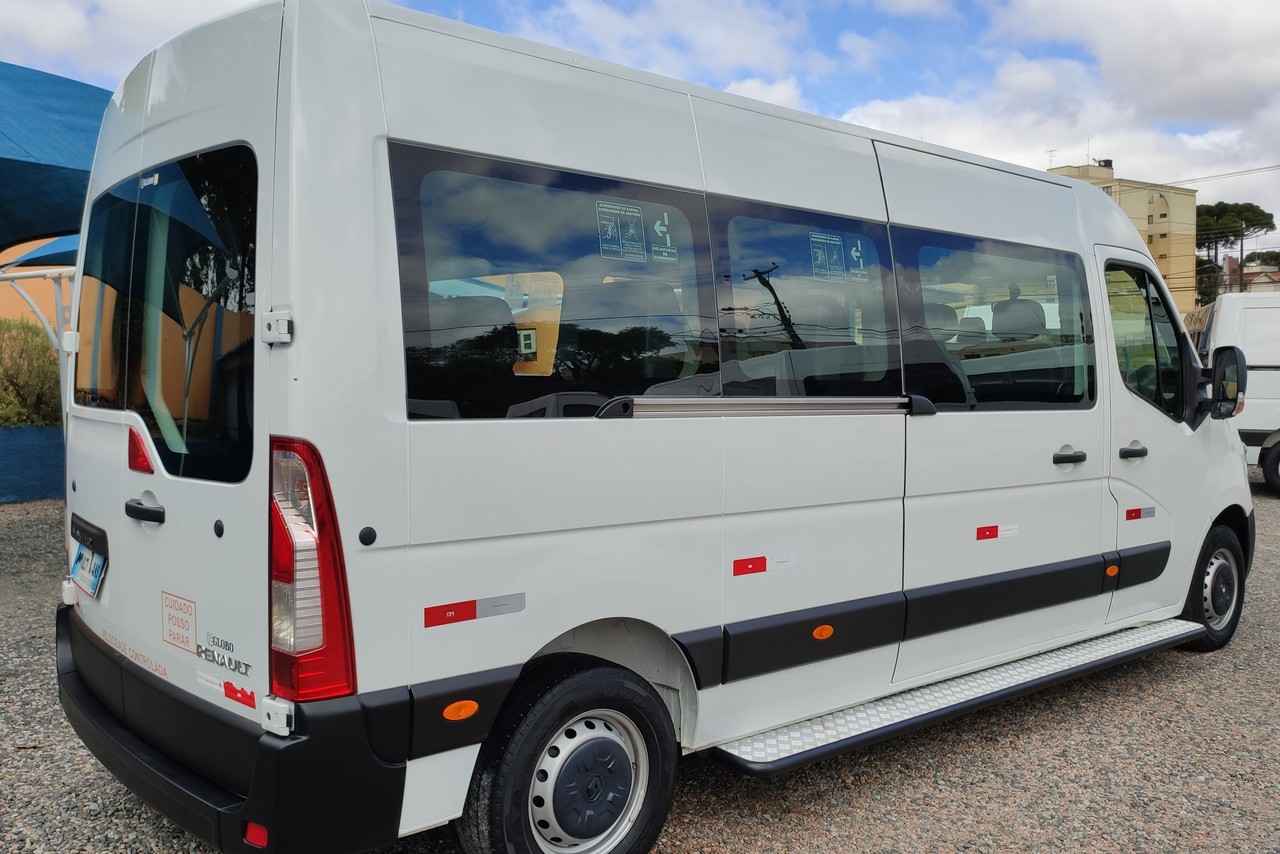 Renault Master Executive - 17/18 17