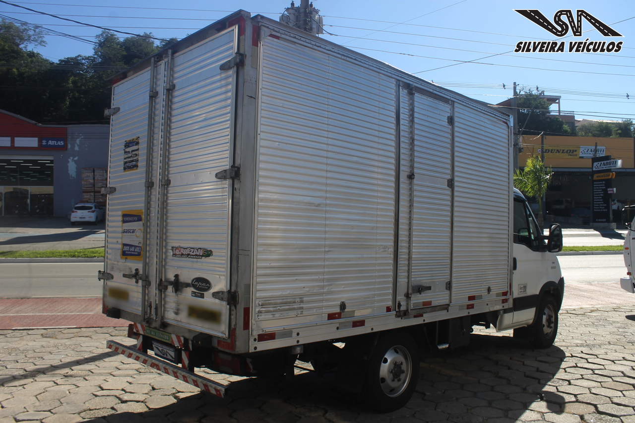 Iveco Daily Chassi 35s14 - 14/14 5