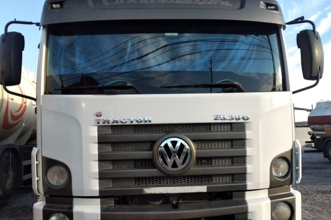 Volkswagen 25 390 - 12/12 22