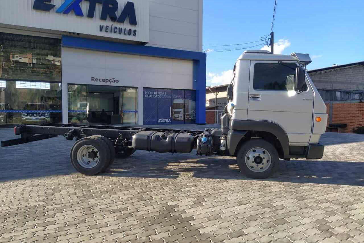 Volkswagen 8 160 - 13/14 8