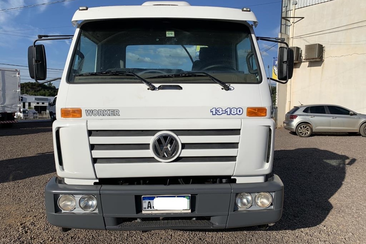 Volkswagen 13-180 - 01/02 5