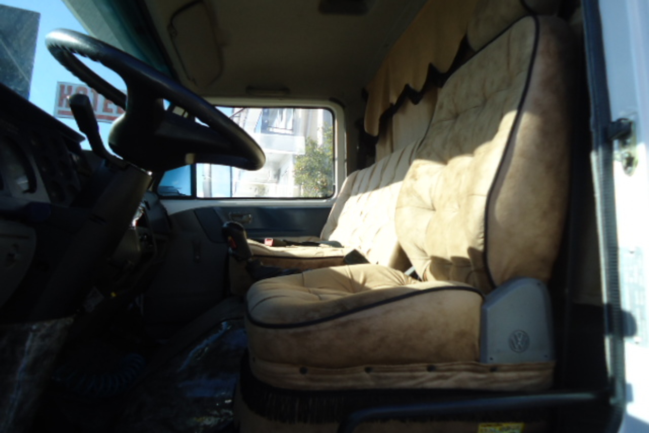 Volkswagen VW 17180 - 08/09 10