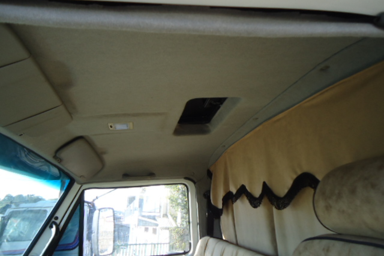 Volkswagen VW 17180 - 08/09 17