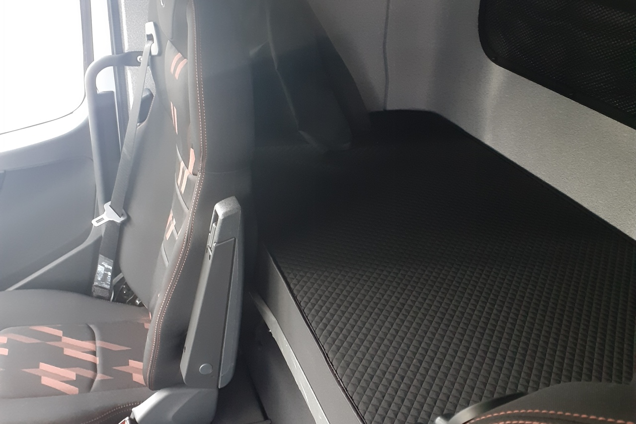Mercedes Benz Axor 2544 - 20/20 10
