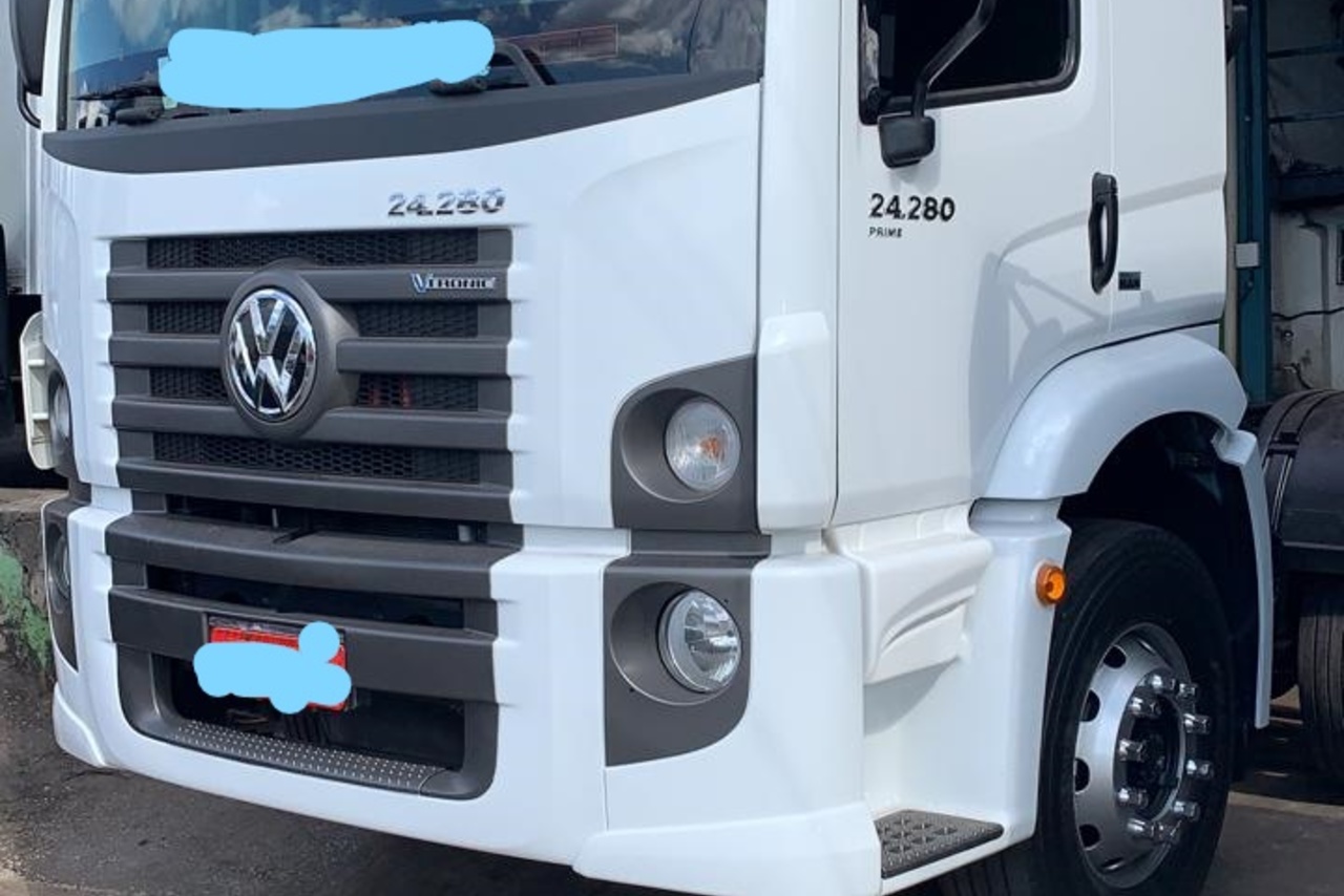 Volkswagen 24-280 E Constellation 6x2 - 19/19 6
