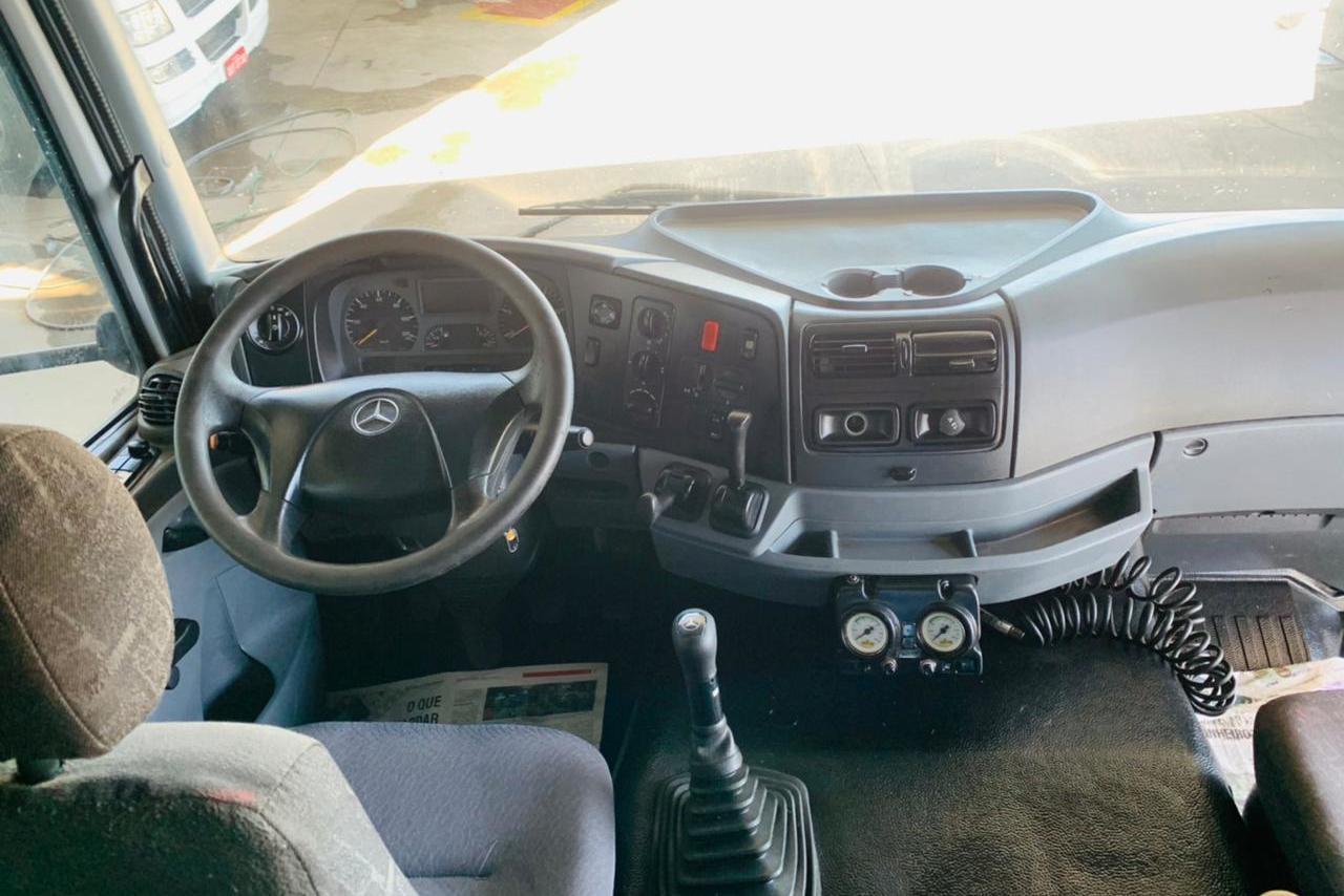 Mercedes Benz Axor 2540 - 09/09 4