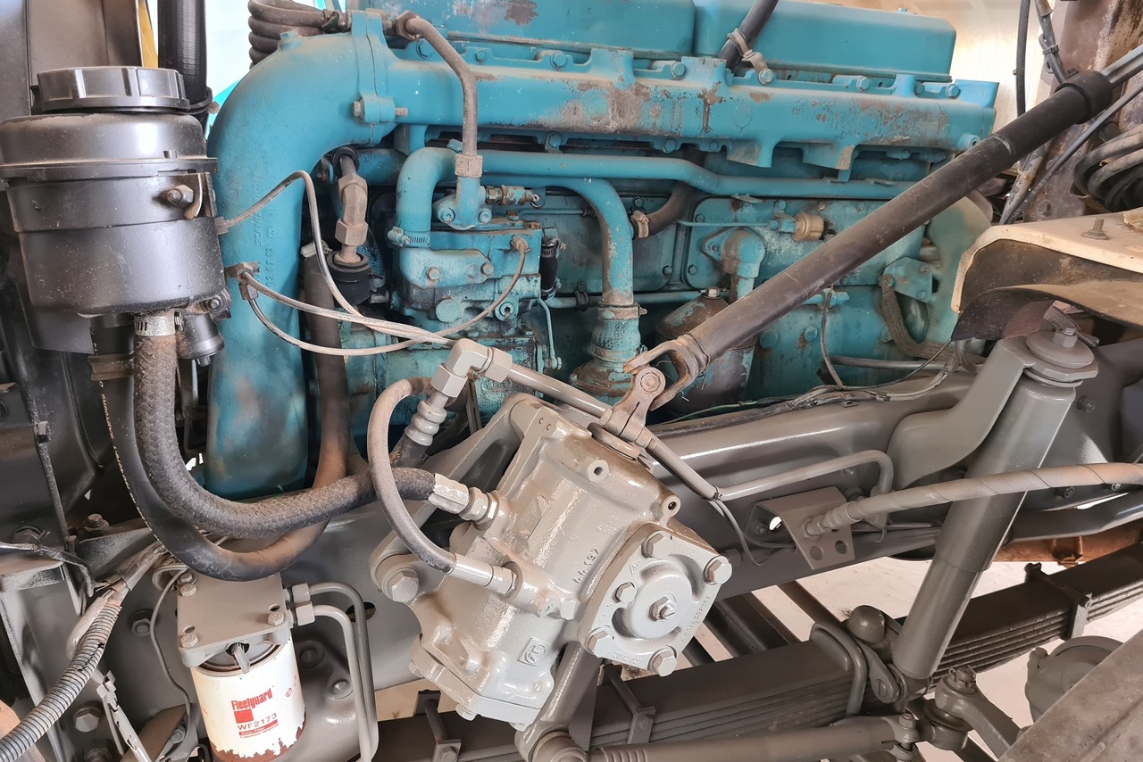 Scania T113H 360 - 93/93 5