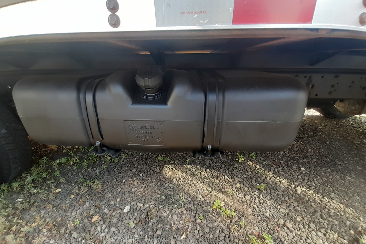 Volkswagen 8 140 - 96/96 6