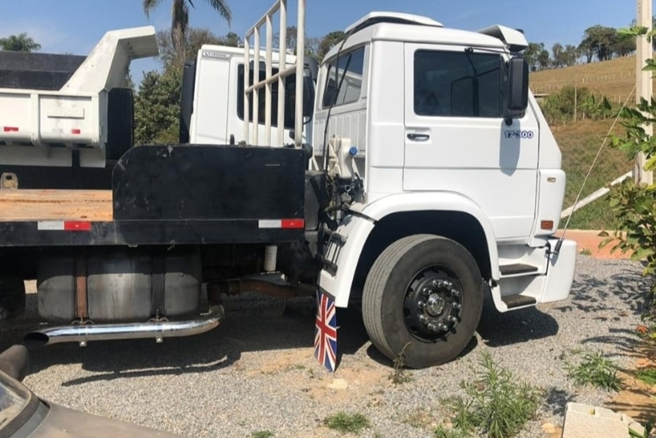 Volkswagen 17 300 - 01/01 2