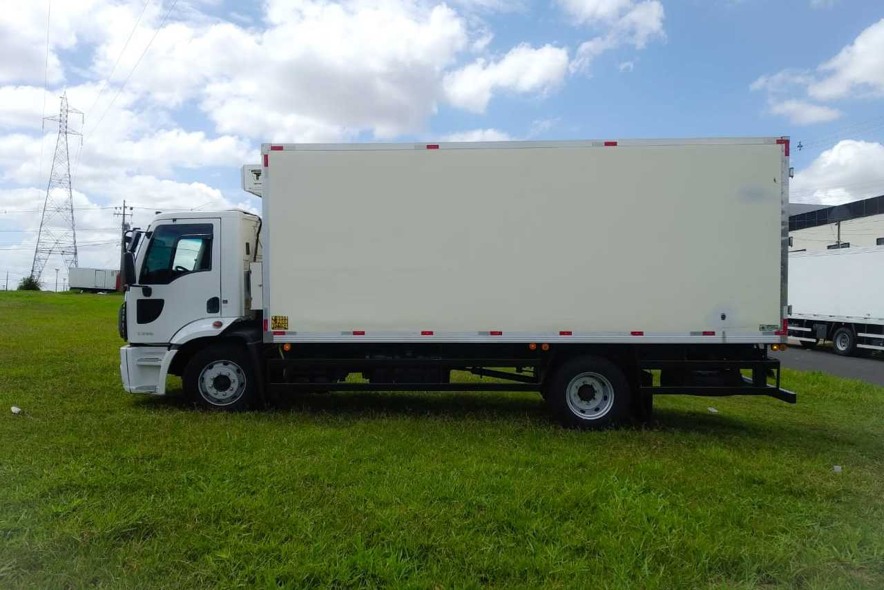 Ford Cargo1319 - 13/13 5