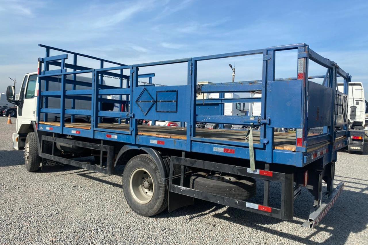 Ford Cargo1317 - 10/11 2