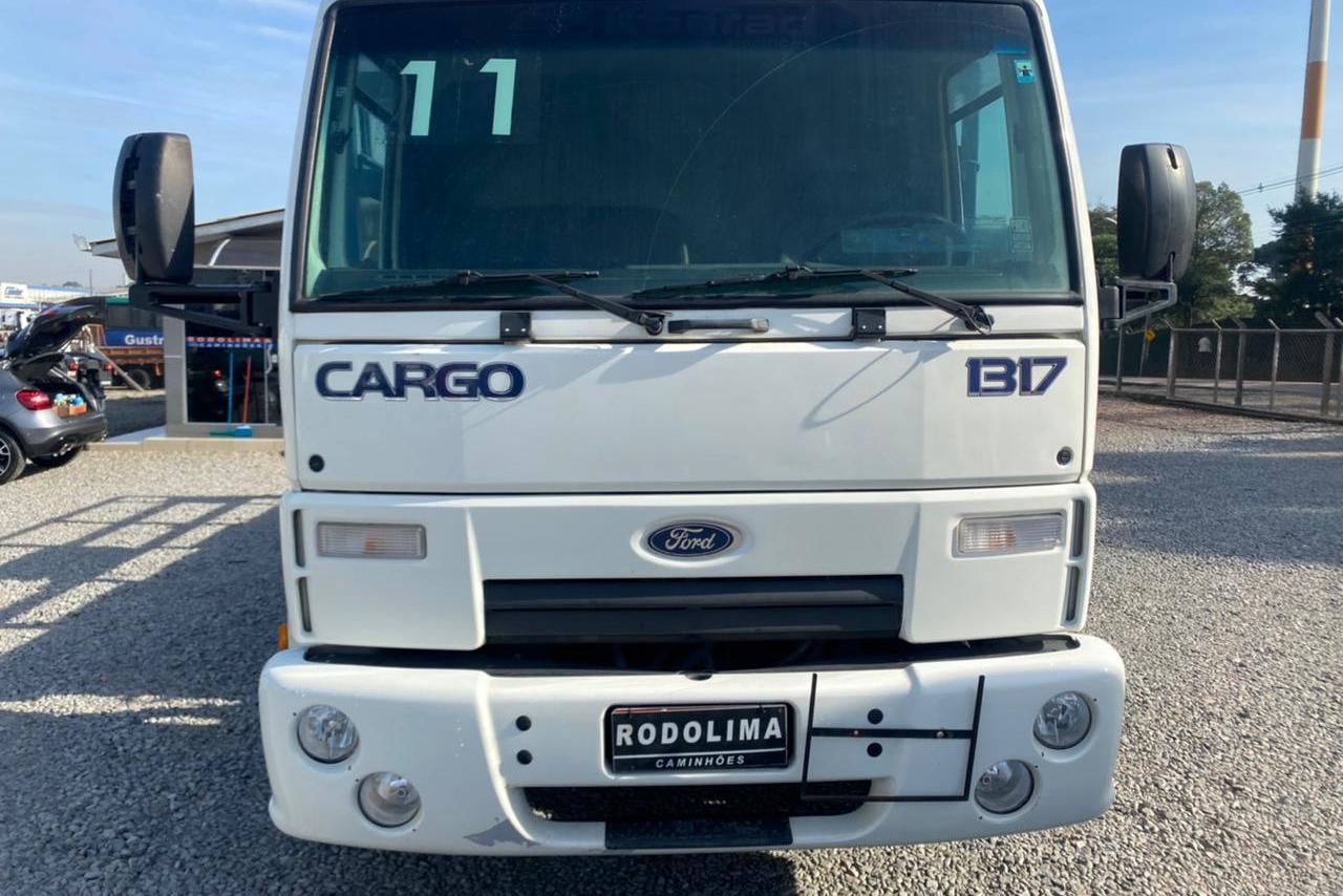 Ford Cargo1317 - 10/11 10