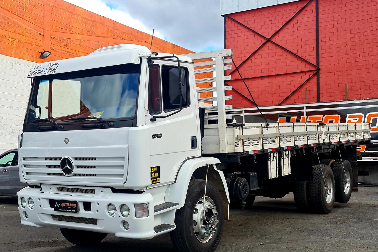 Mercedes Benz MB 1718 - 01/01 5