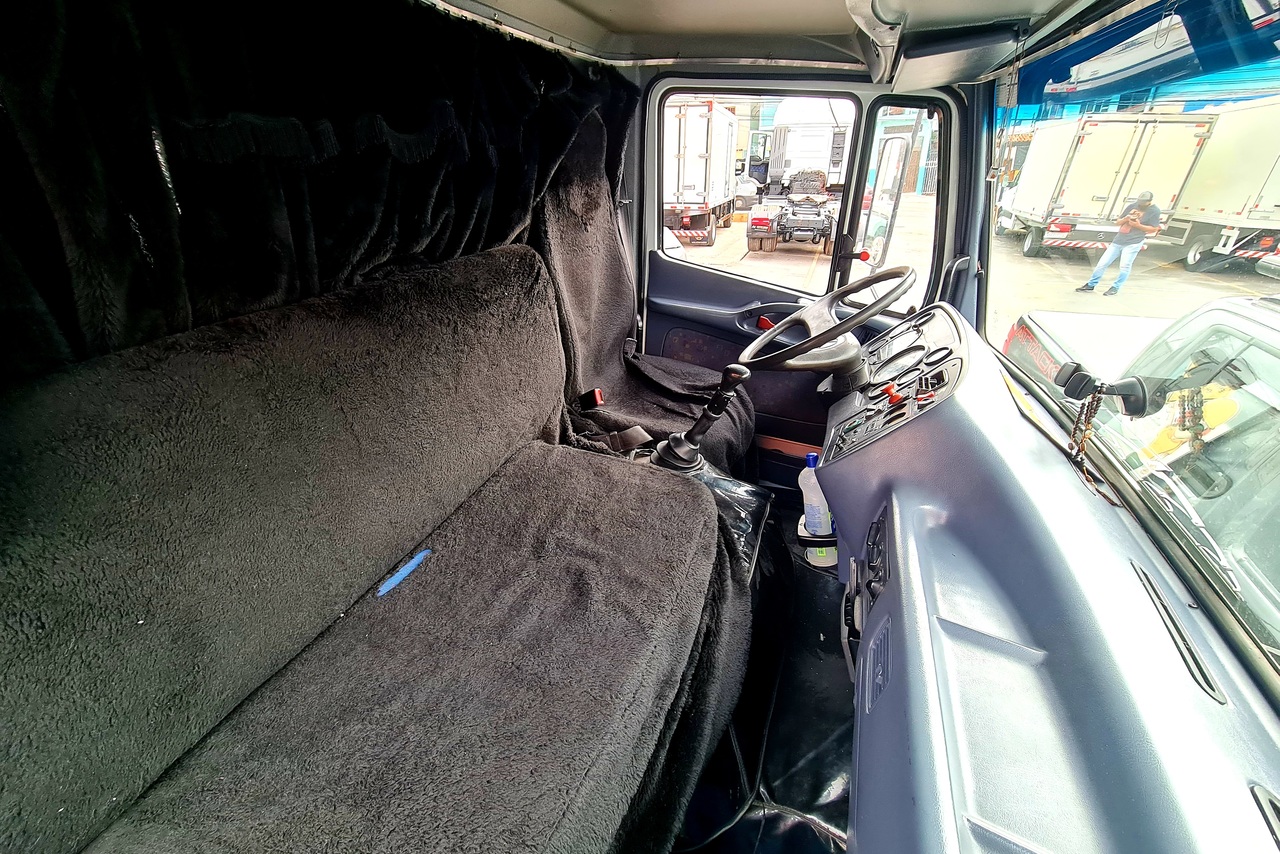Mercedes Benz MB 1718 - 01/01 26