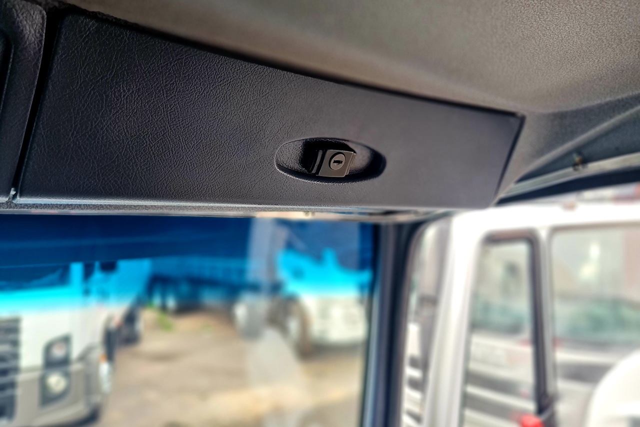 Mercedes Benz MB 1718 - 01/01 36