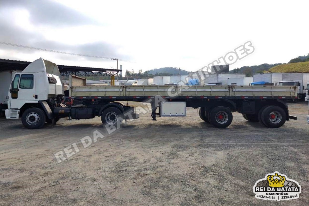 Ford Cargo4031 - 04/15 3