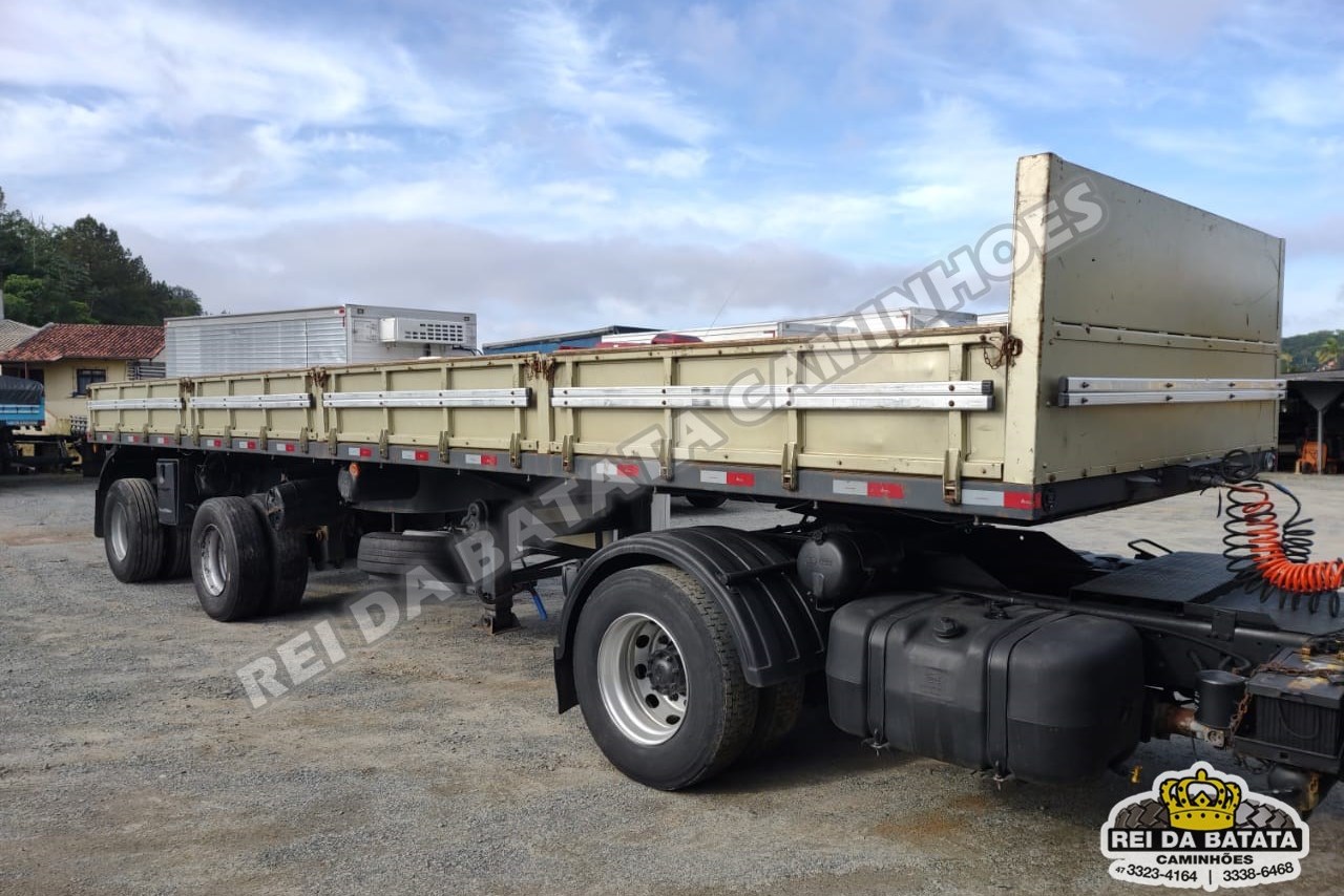 Ford Cargo4031 - 04/15 4