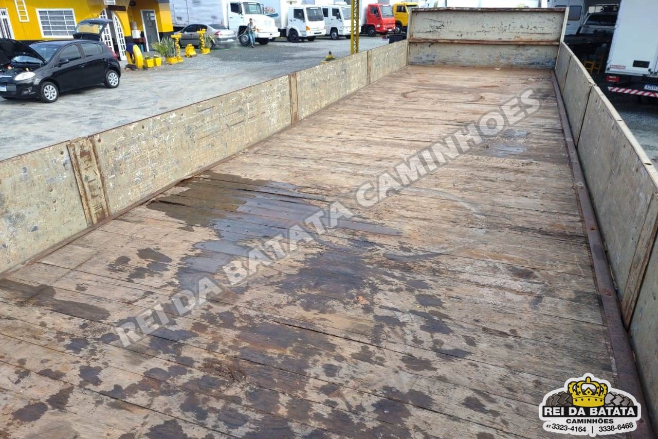 Ford Cargo4031 - 04/15 10