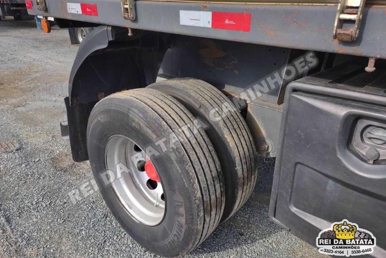 Ford Cargo4031 - 04/15 18
