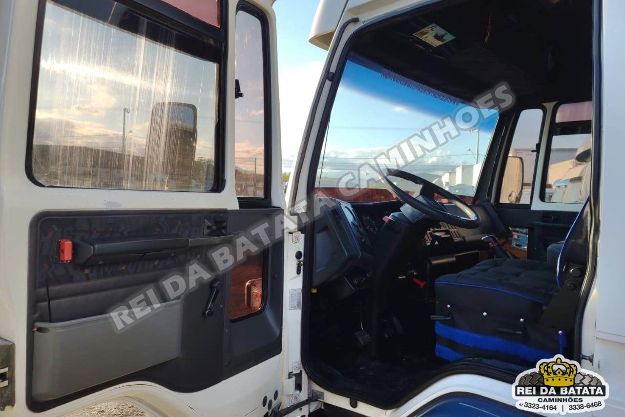Ford Cargo4331 - 05/05 12