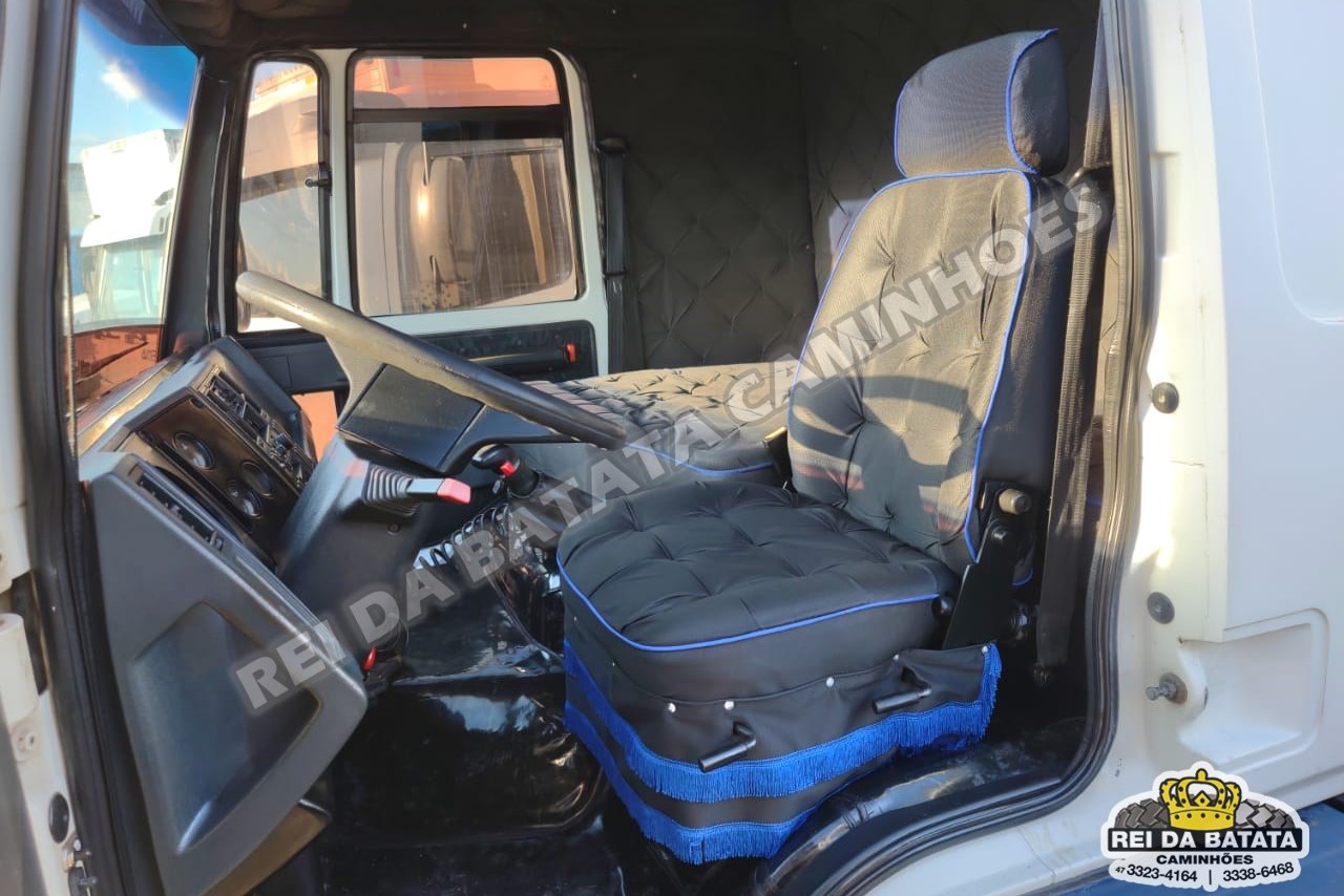 Ford Cargo4331 - 05/05 13