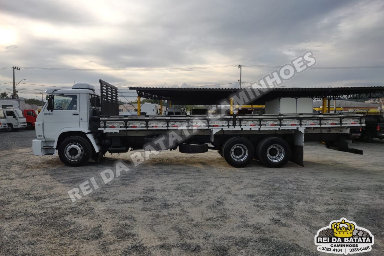Volkswagen 23 220 - 04/04 7