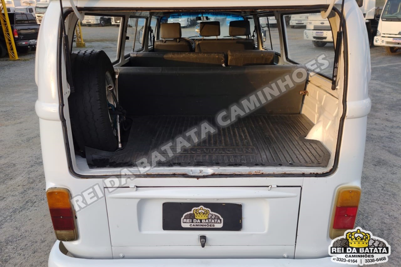Volkswagen Kombi - 08/09 11