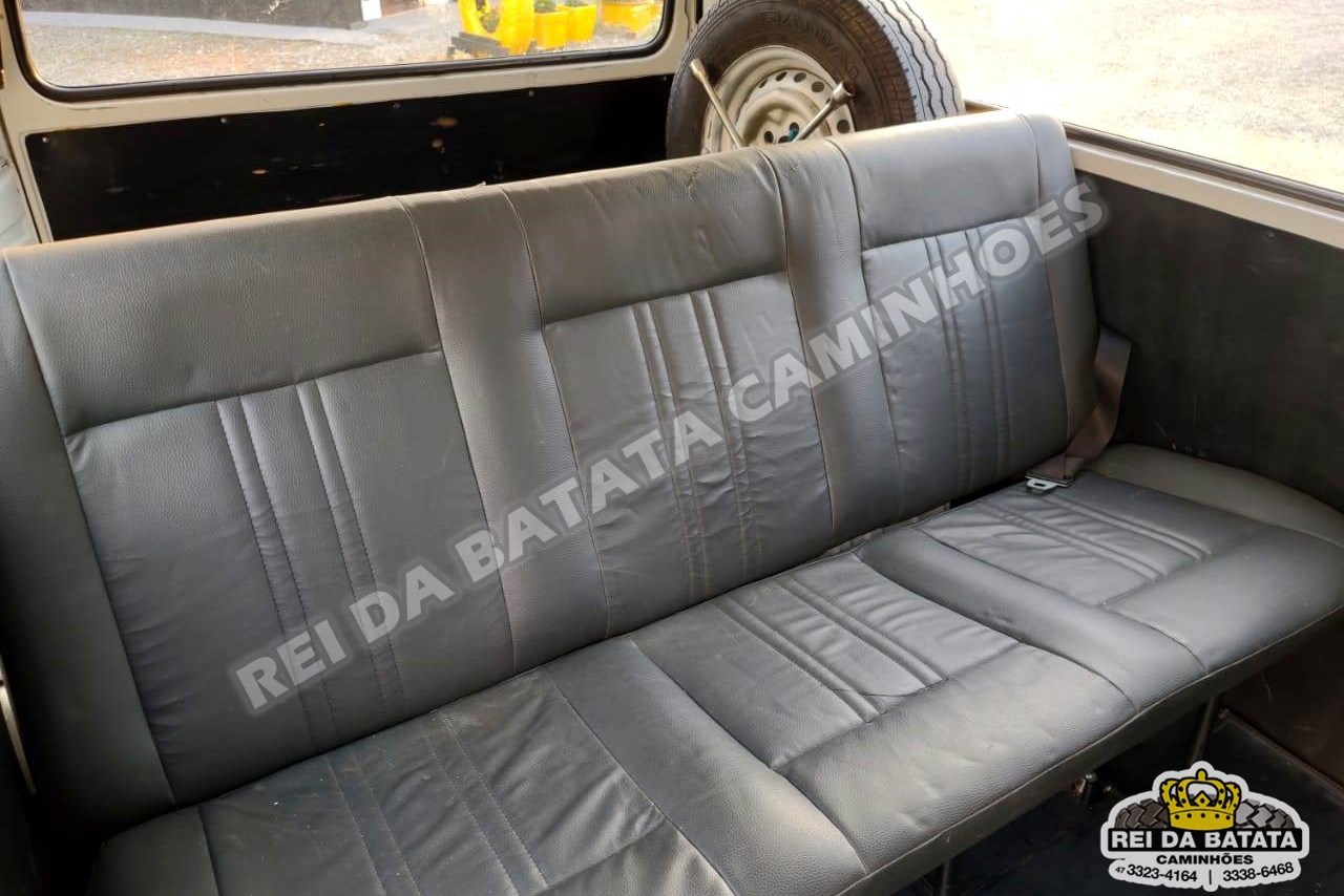 Volkswagen Kombi - 08/09 13
