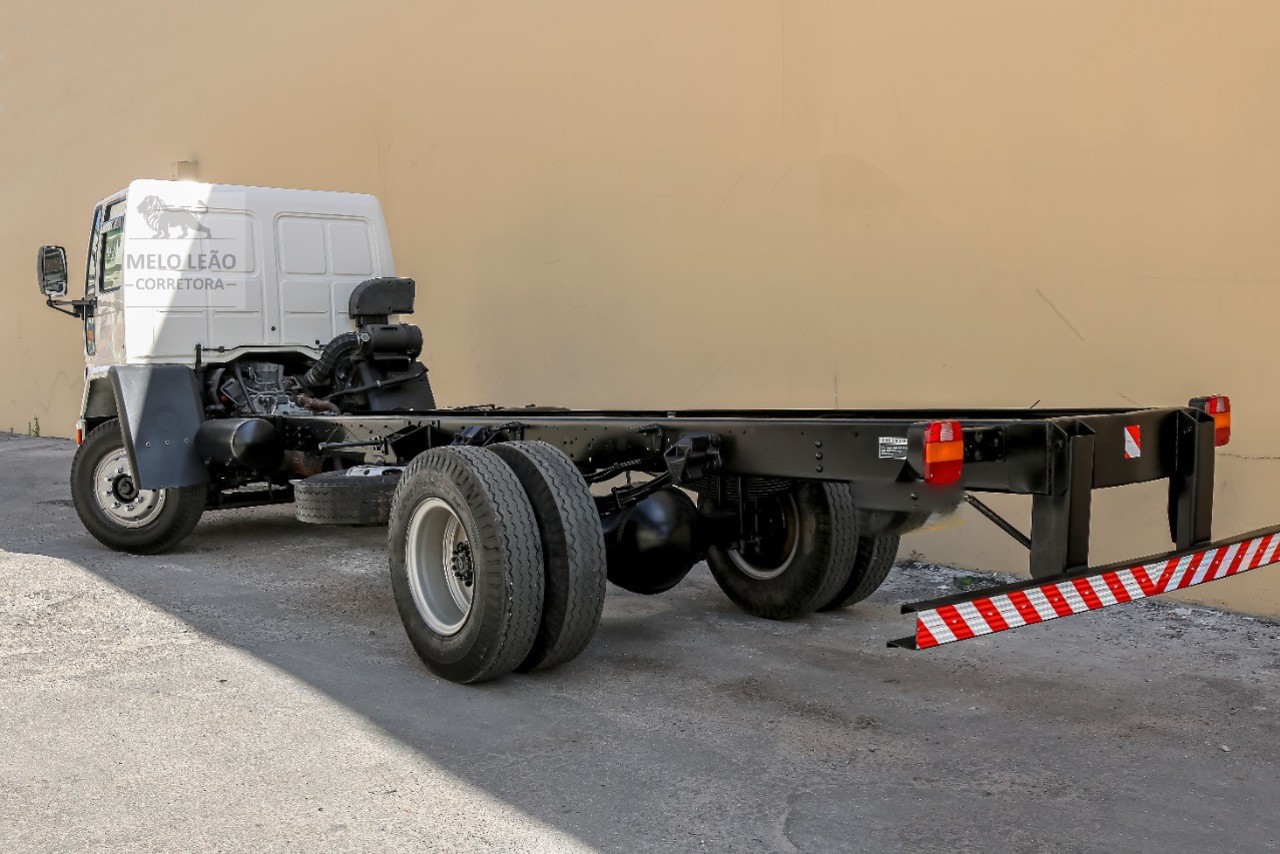 Ford Cargo1317 - 09/09 5