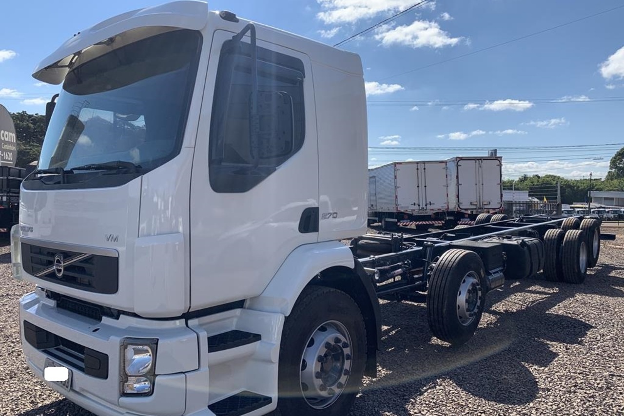 Volvo VM 270 - 13/13 4