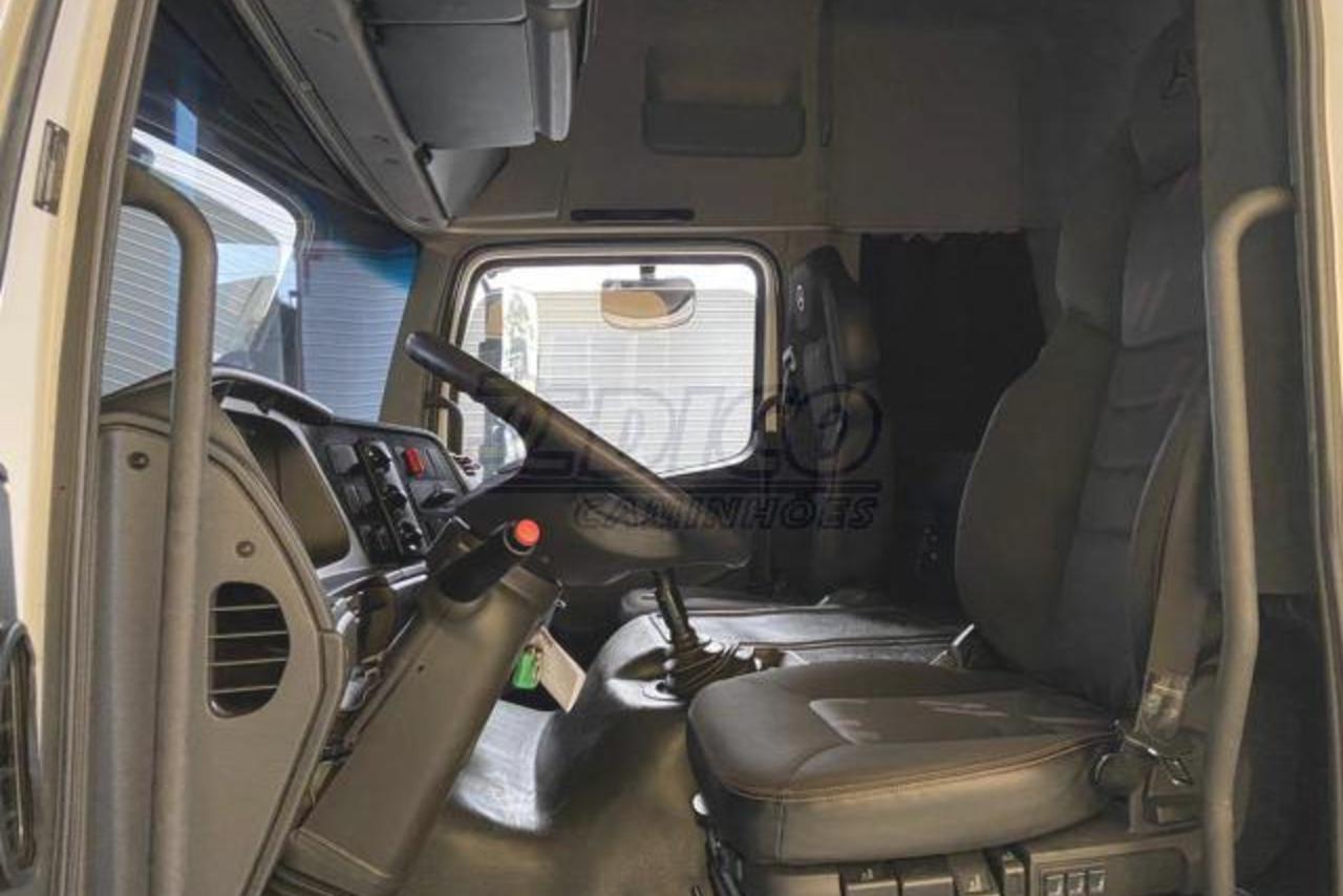 Mercedes Benz Atego 2426 - 18/18 2