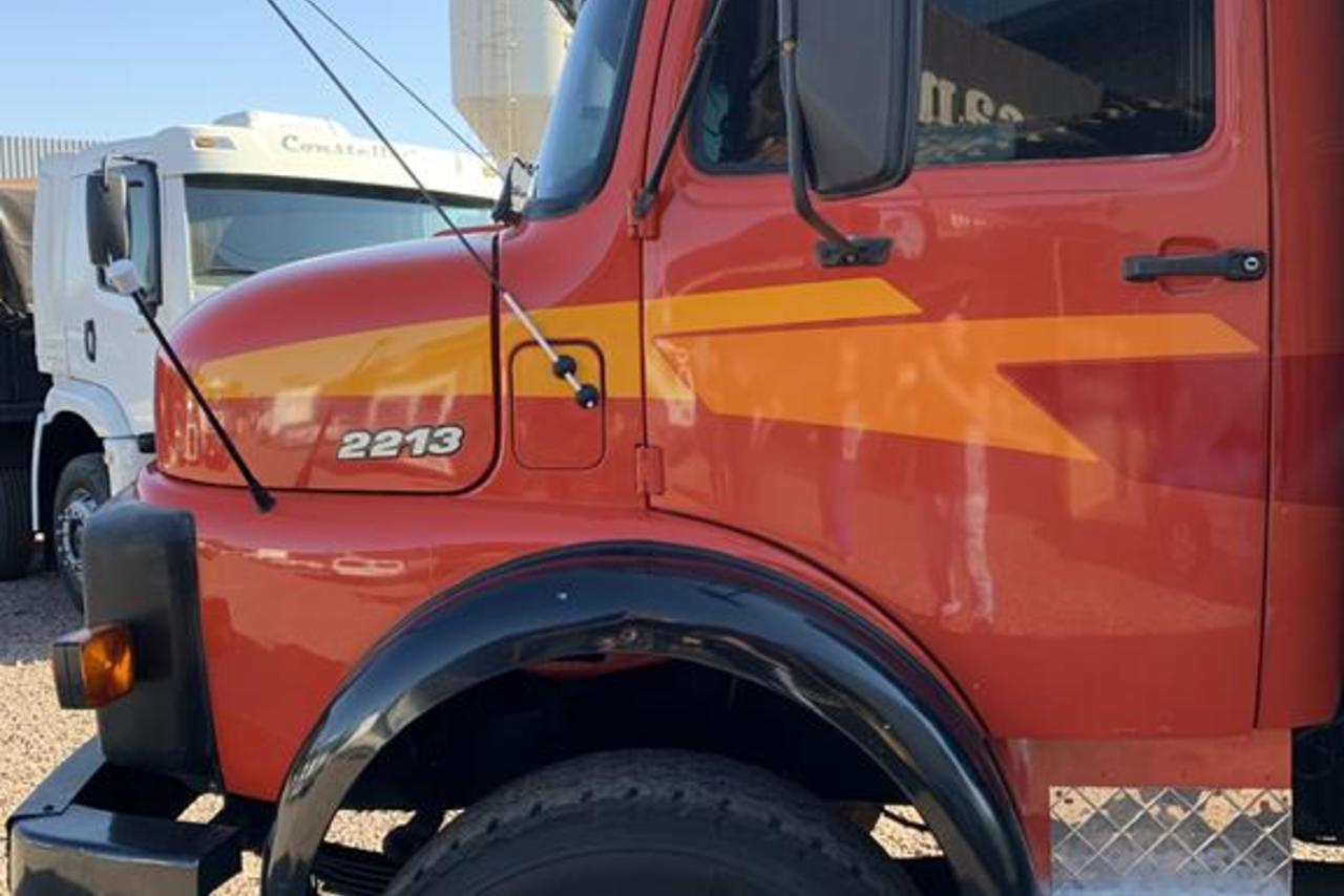 Mercedes Benz MB 2213 - 78/78 3