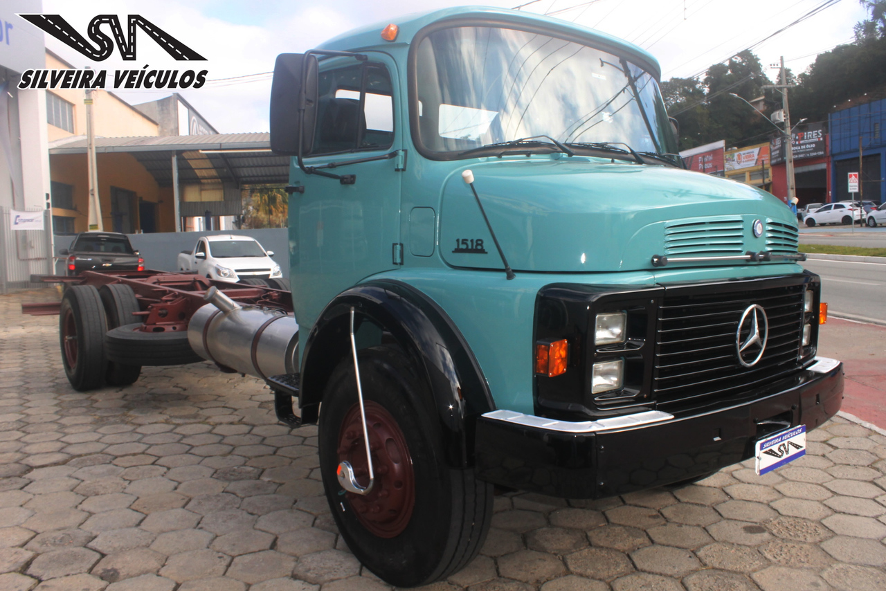 Mercedes Benz MB 1518 - 88/89 3
