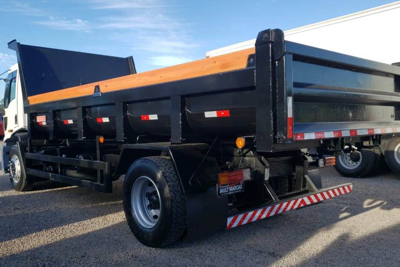 Ford Cargo 1719 - 13/13 4