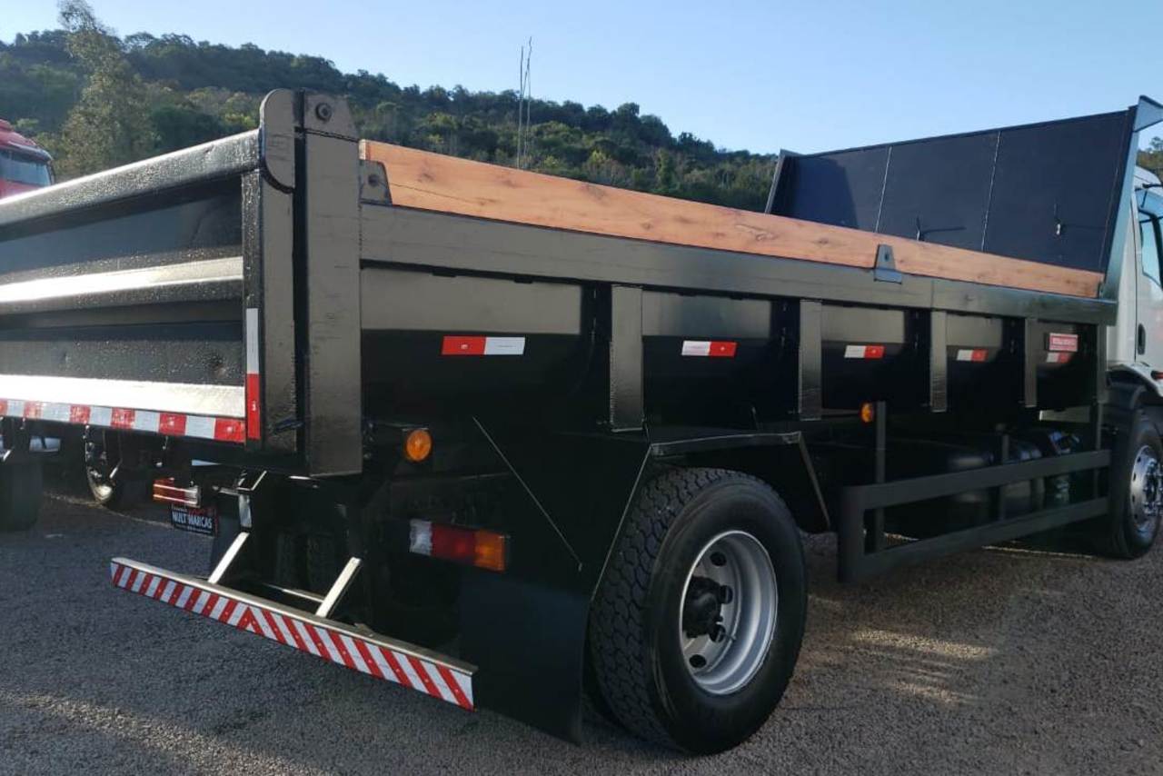 Ford Cargo 1719 - 13/13 7