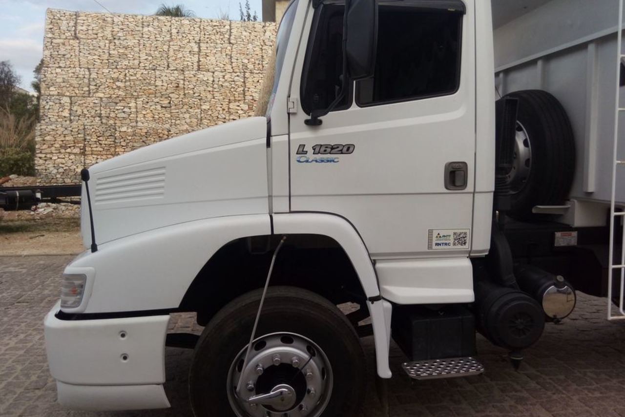 Mercedes Benz MB 1620 - 09/09 2