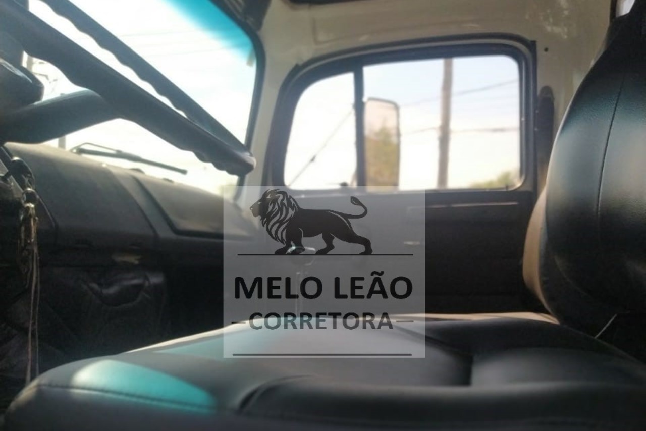 Mercedes Benz MB 2213 - 84/84 9