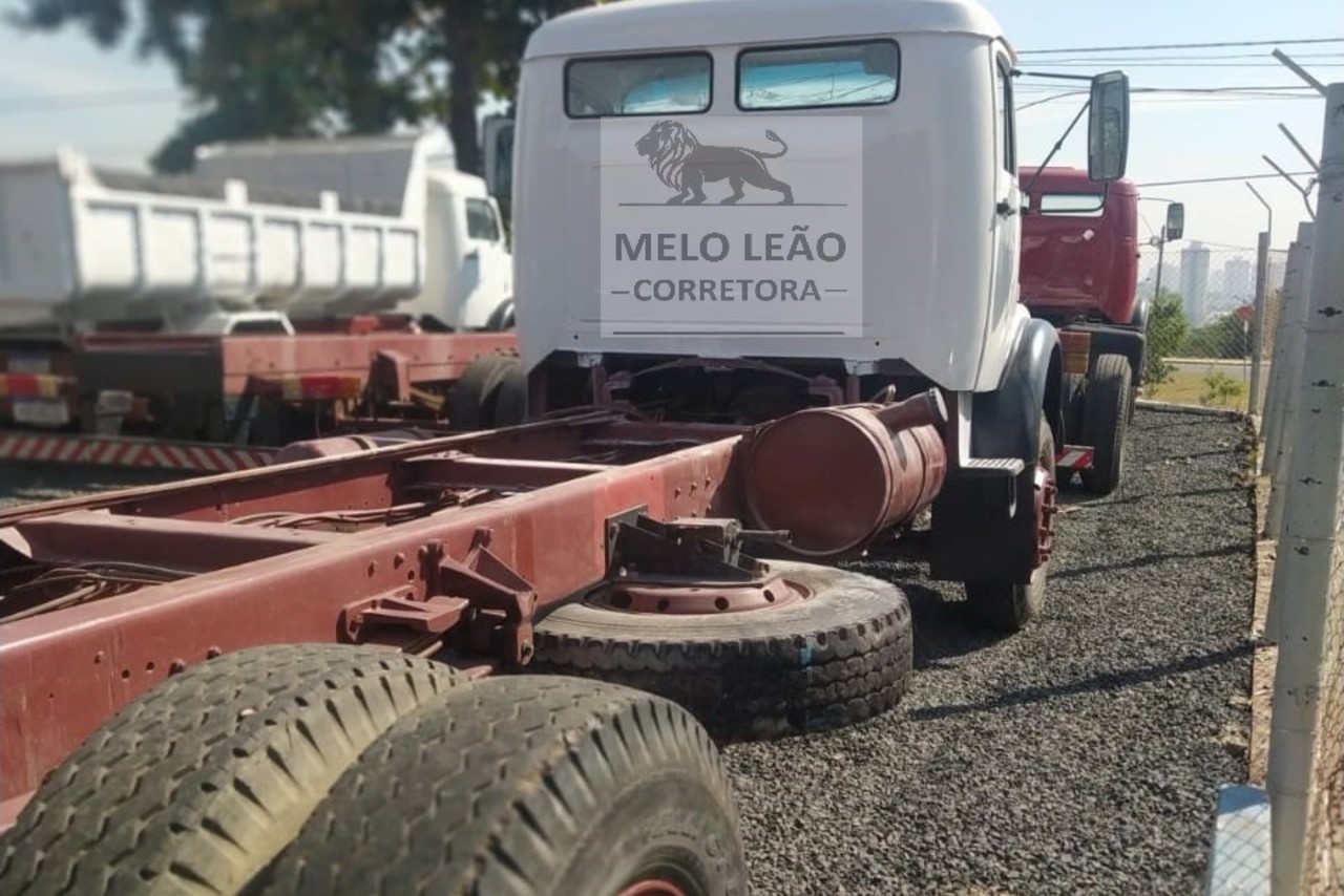 Mercedes Benz MB 2213 - 84/84 11
