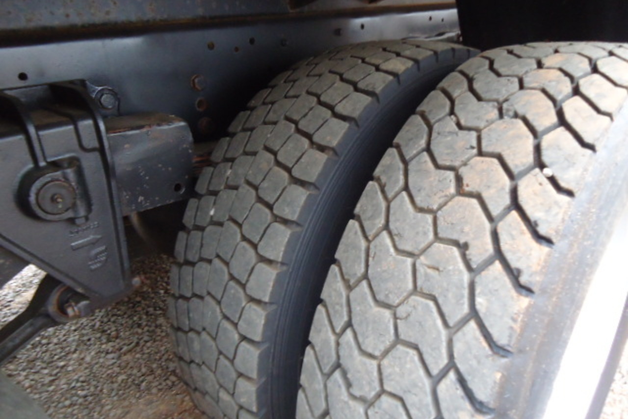 Volkswagen 24-280 E Constellation 6x2 - 13/13 7