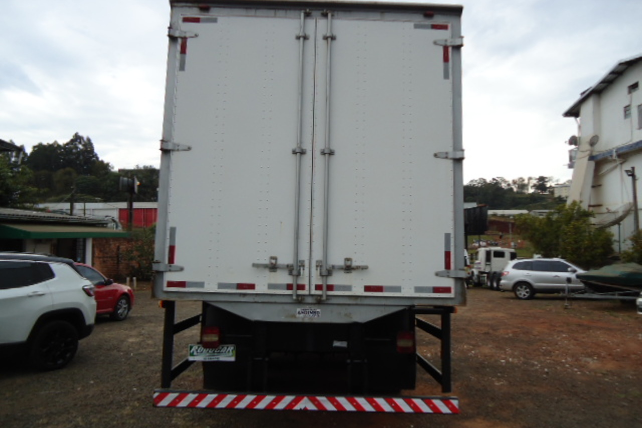 Volkswagen 24-280 E Constellation 6x2 - 13/13 9