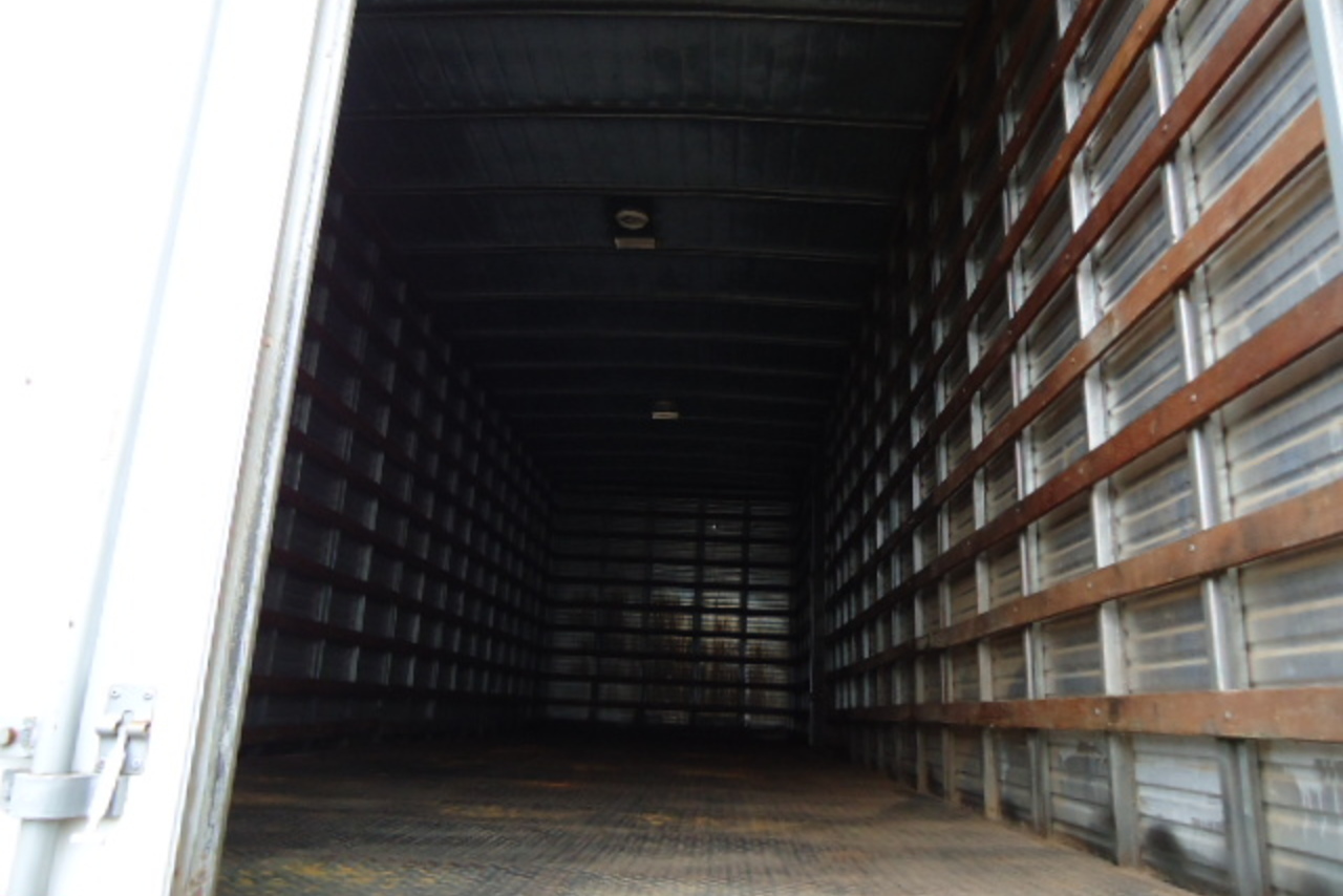 Volkswagen 24-280 E Constellation 6x2 - 13/13 10