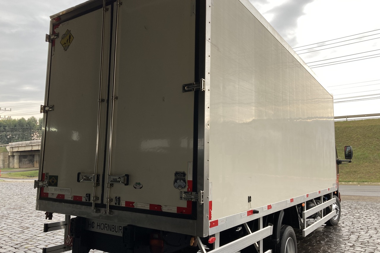 Ford Cargo1119 - 17/17 3