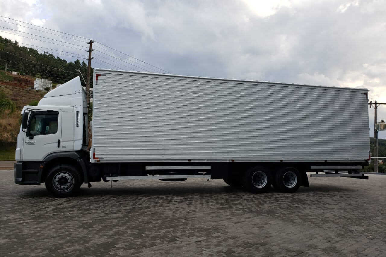 Volkswagen 24-280 E Constellation 6x2 - 12/12 5