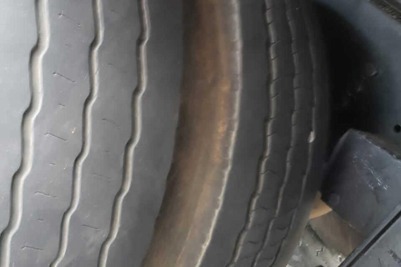 Volkswagen 24-280 E Constellation 6x2 - 12/12 15