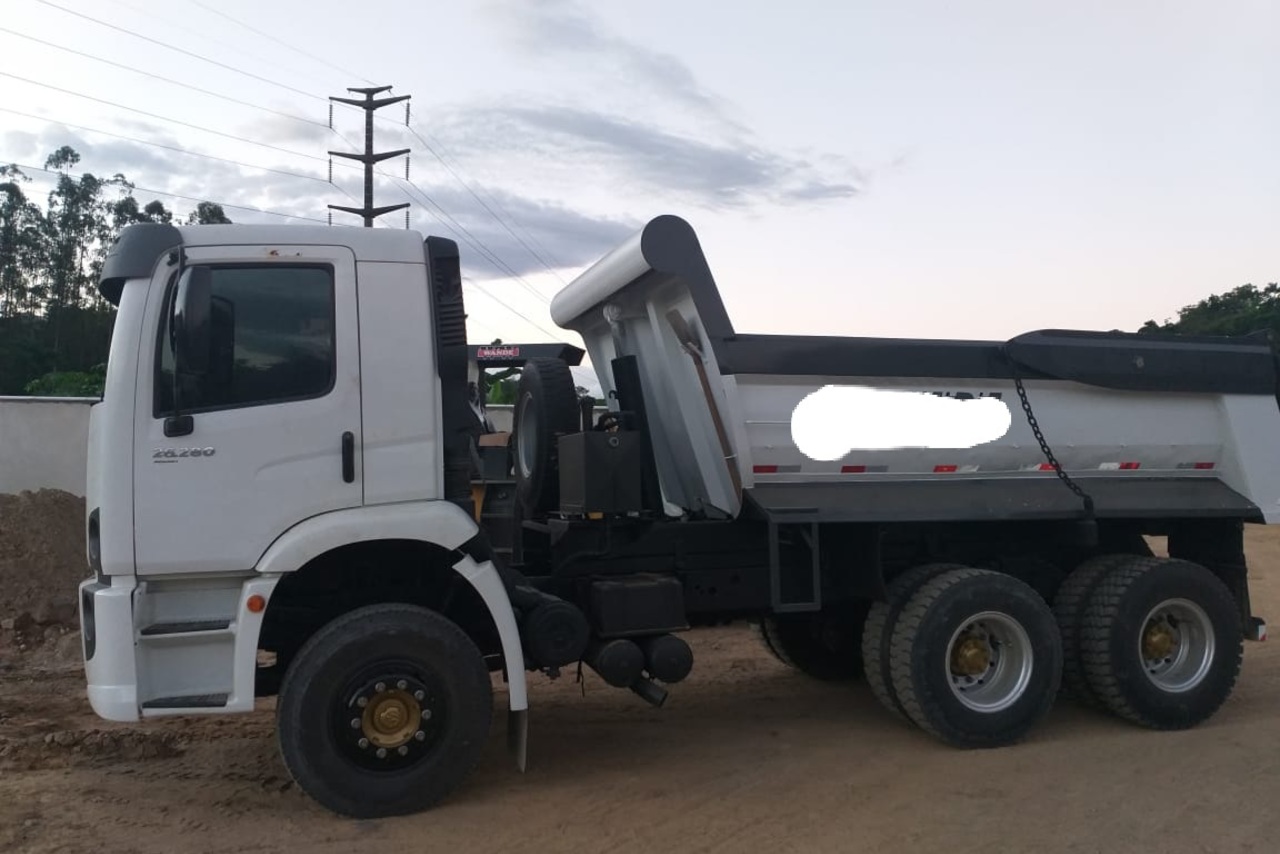Volkswagen 26-280 Constellation 6x4 -  7